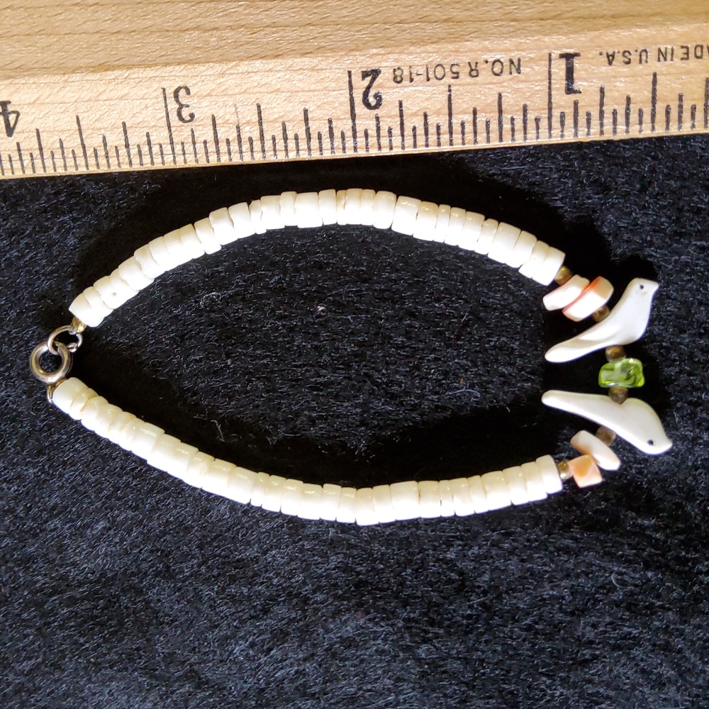 Vintage Puka Shell Fetish Bracelet Birds 7 in.